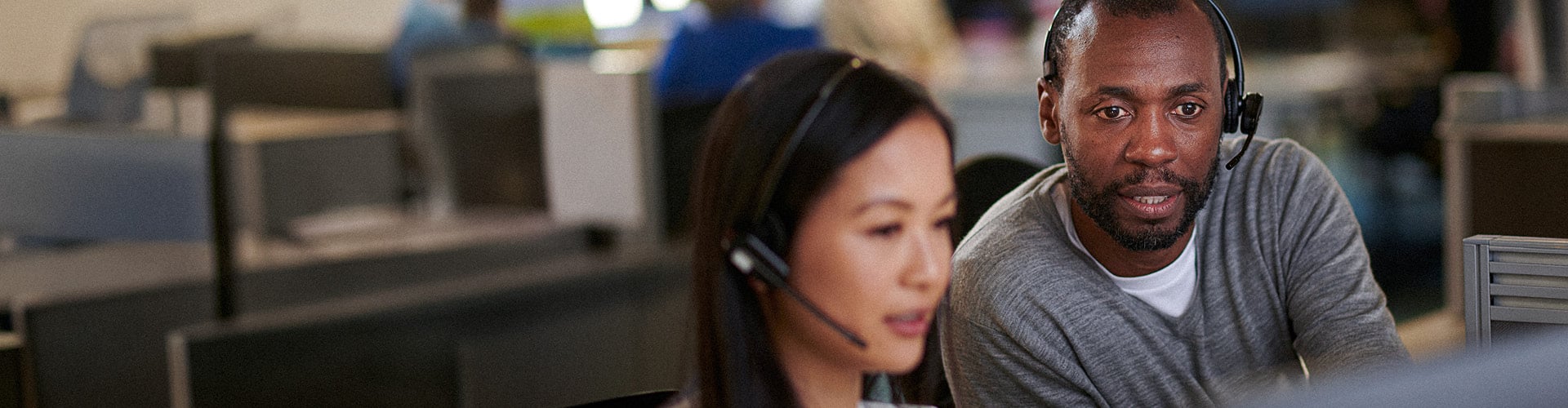 Call centre workers hires